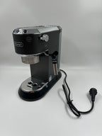 De'Longhi Dedica Style EC685.BK pistonmachine – Zwart